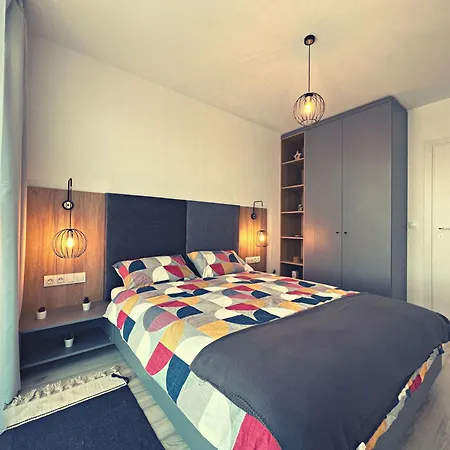 Skyline Forest View شقة تيميشورا