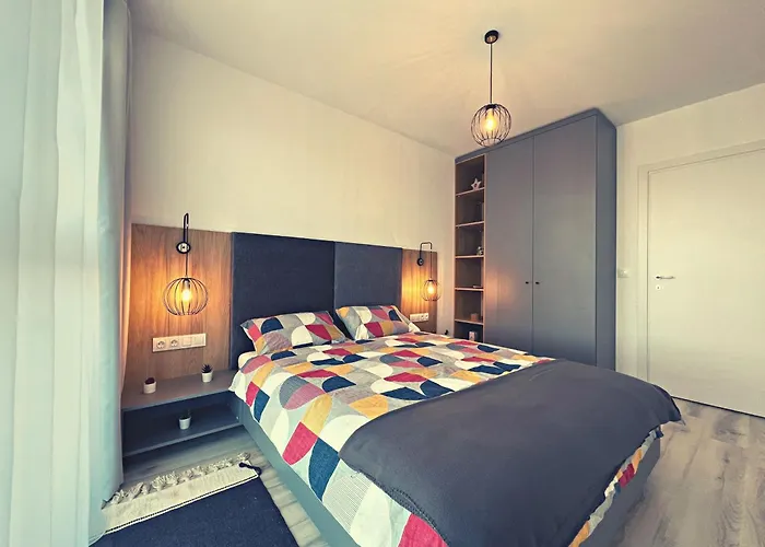 Skyline Forest View شقة تيميشورا